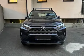 Toyota, RAV4