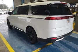 Kia, Carnival