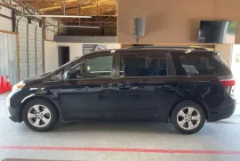 Toyota, Sienna