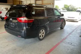 Toyota, Sienna