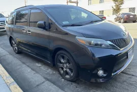 Toyota, Sienna