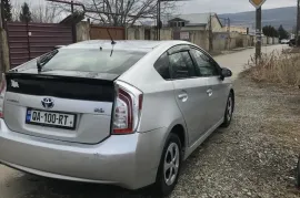 Toyota, Prius