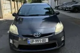 Toyota, Prius