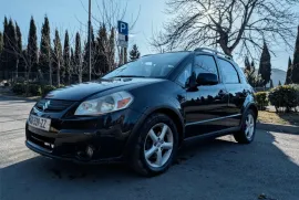 Suzuki , SX4