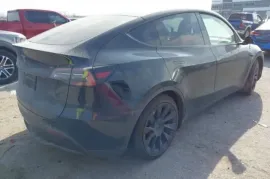 Tesla, Model Y