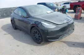 Tesla, Model Y