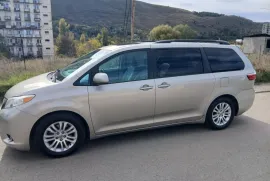 Toyota, Sienna