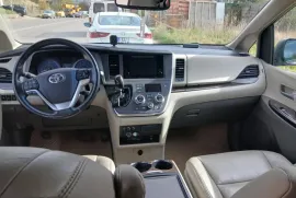Toyota, Sienna