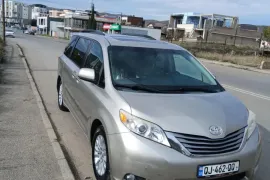 Toyota, Sienna