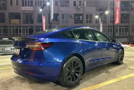 Tesla, Model 3