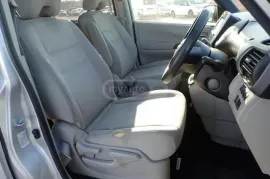 Nissan, Serena