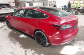 Tesla, Model 3