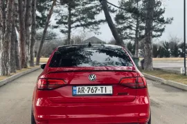 Volkswagen, Jetta