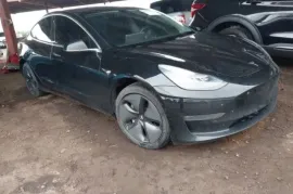 Tesla, Model 3