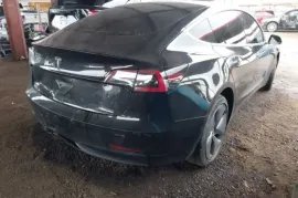 Tesla, Model 3