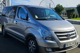 Hyundai, Grand Starex