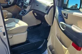 Hyundai, Grand Starex