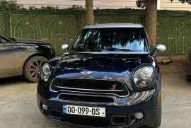 MINI, COUNTRYMAN
