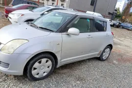 Suzuki , Swift