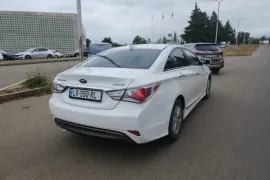 Hyundai, Sonata