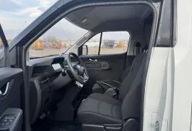 Cenntro, Logistar 260