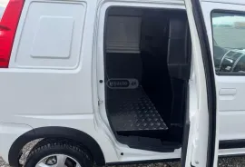 Cenntro, Logistar 210