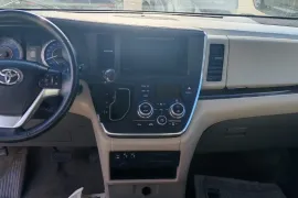 Toyota, Sienna