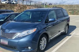 Toyota, Sienna