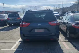 Toyota, Sienna