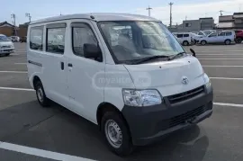 Toyota, Lite-Ace
