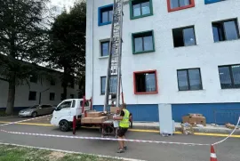 ამწე ლიფტის მომსახურება