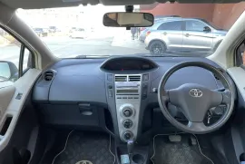 Toyota, Vitz