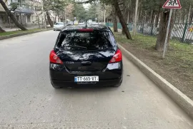 Nissan, Tiida