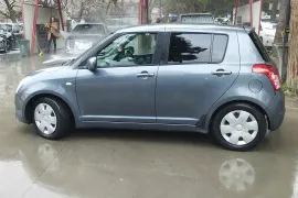 Suzuki , Swift