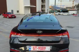 Hyundai, Elantra