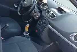 Renault , Clio