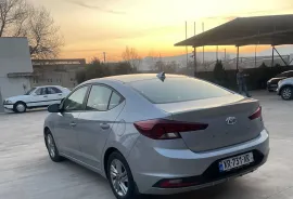 Hyundai, Elantra