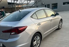 Hyundai, Elantra