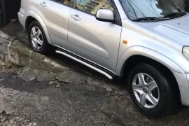 Toyota, RAV4