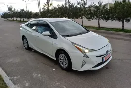 Toyota, Prius