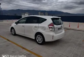 Toyota, Prius V