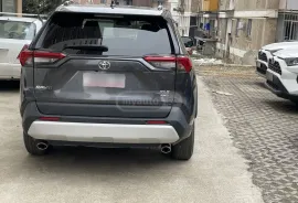 Toyota, RAV4