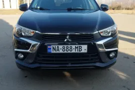 Mitsubishi, Outlander