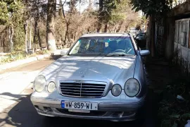 Mercedes-Benz, E CLASS, E 210