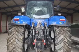 New holland, B80B