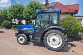 New holland, B80B