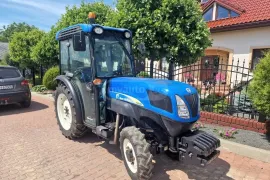 New holland, B80B