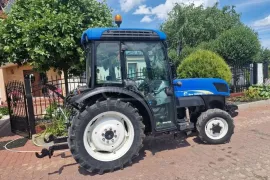 New holland, B80B