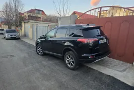 Toyota, RAV4