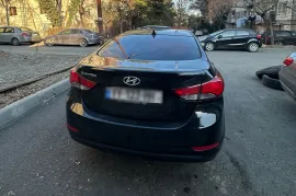 Hyundai, Elantra